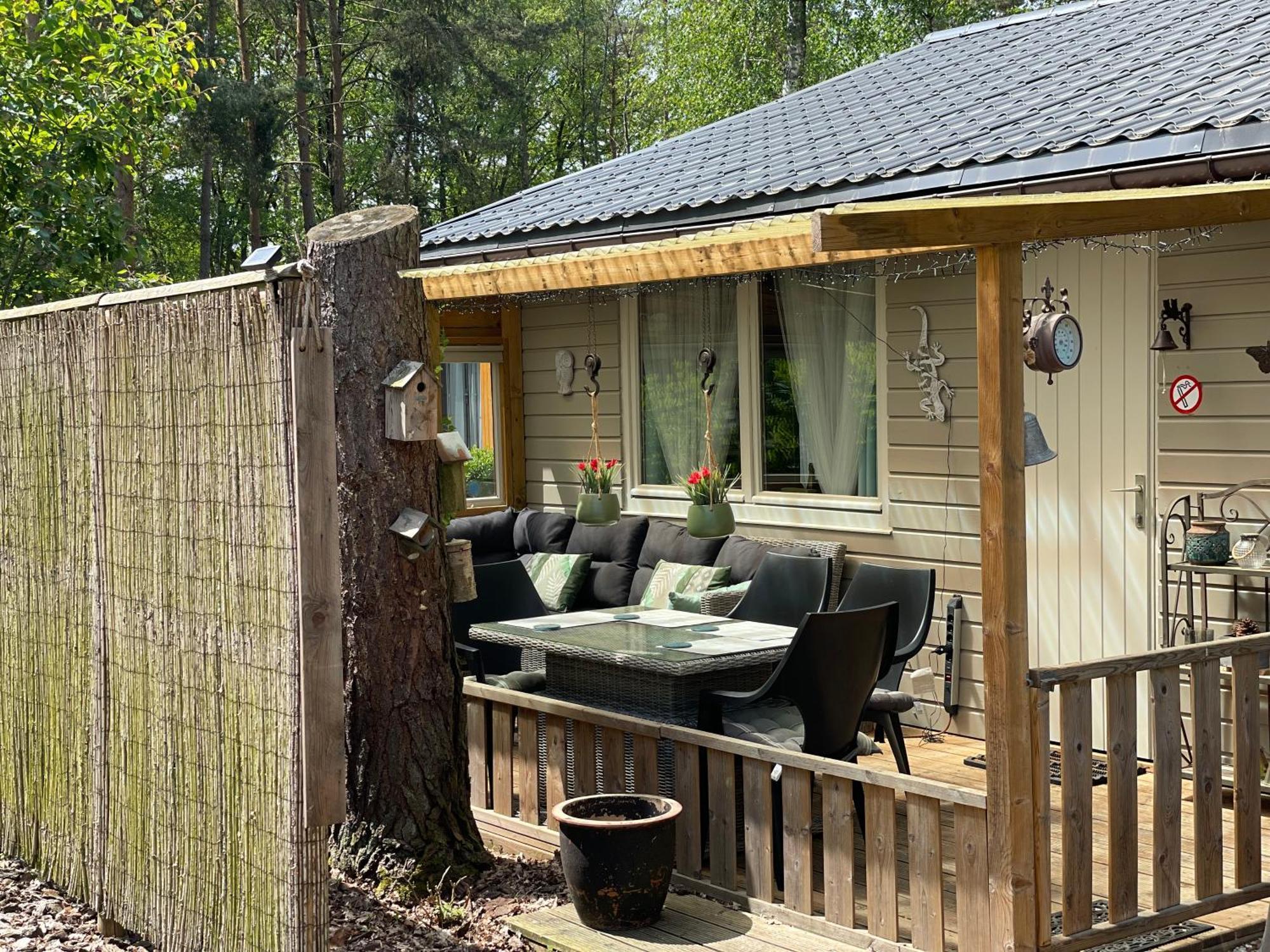 Chalet Sint-Hubertus Zutendaal Luaran gambar