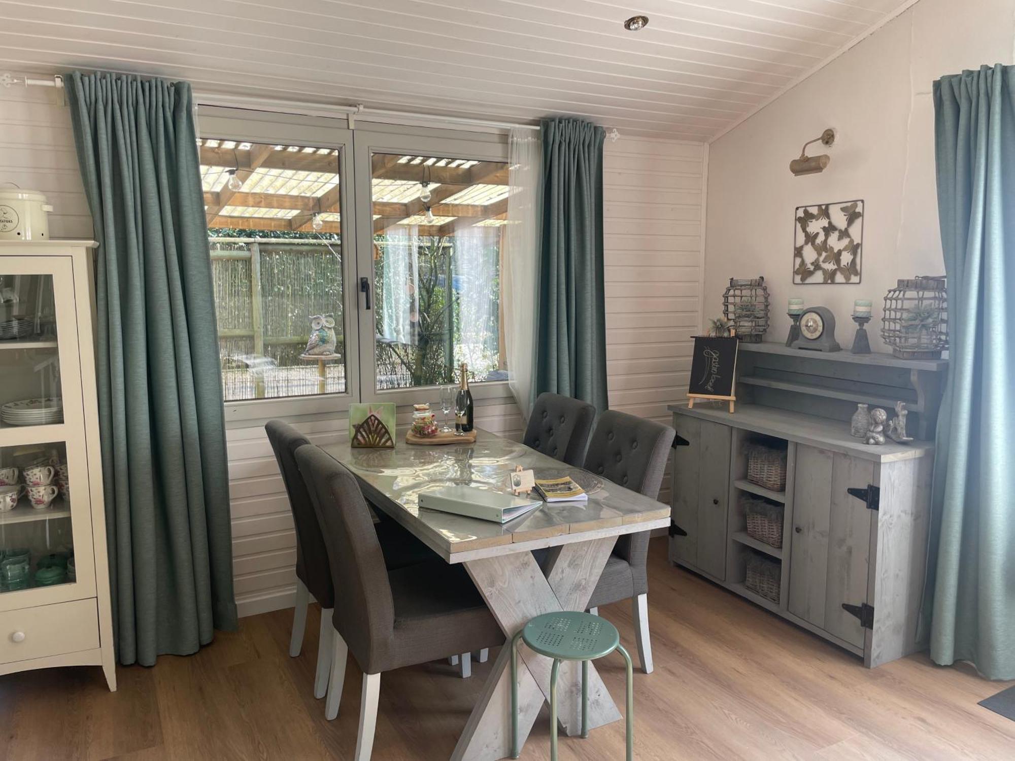 Chalet Sint-Hubertus Zutendaal Luaran gambar